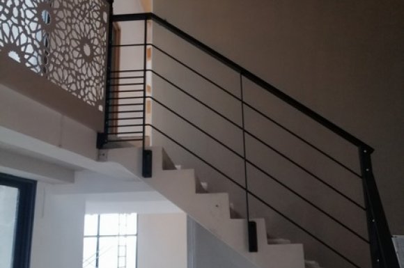 Fabrication et pose d’escaliers métalliques sur mesure Meximieux